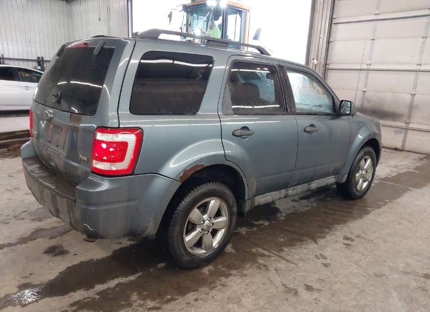 Photo 4 of 2010 Ford Escape XLT (VIN 1FMCU9DG8AKC16645)