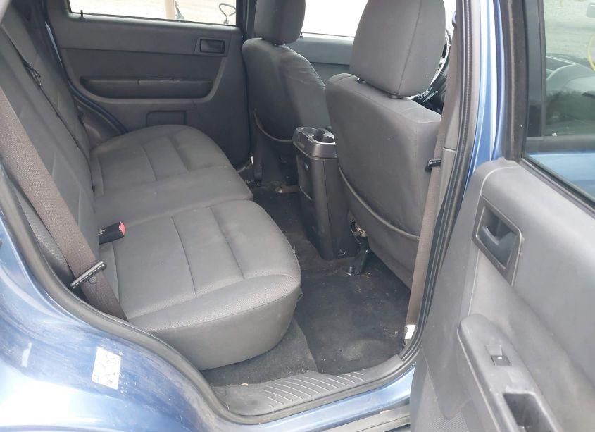 Photo 8 of 2010 Ford Escape XLT (VIN 1FMCU9DG8AKC58913)