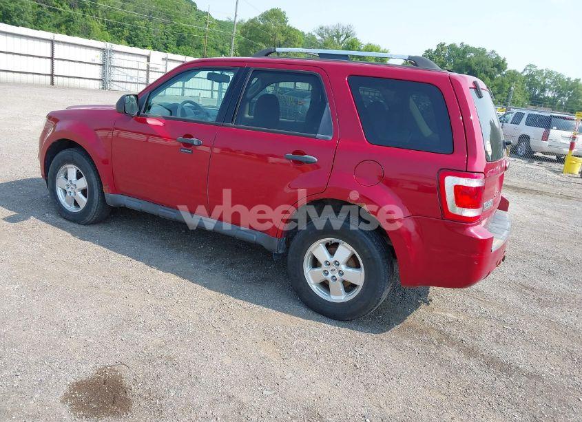 Photo 3 of 2010 Ford Escape XLT (VIN 1FMCU9DG8AKD40107)