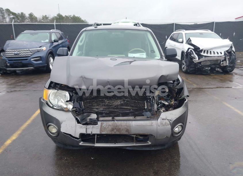 Photo 12 of 2011 Ford Escape XLT (VIN 1FMCU9DG8BKA09030)