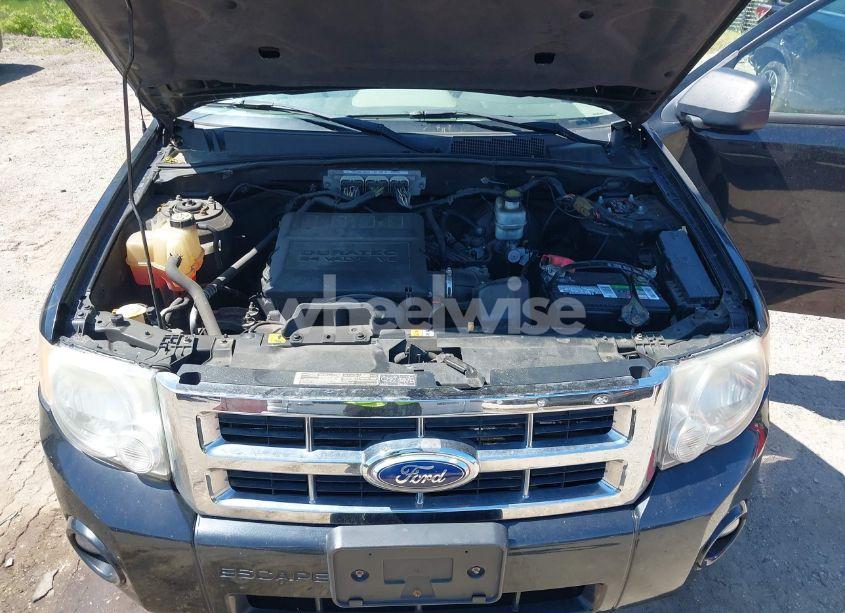 Photo 10 of 2011 Ford Escape XLT (VIN 1FMCU9DG8BKA57174)