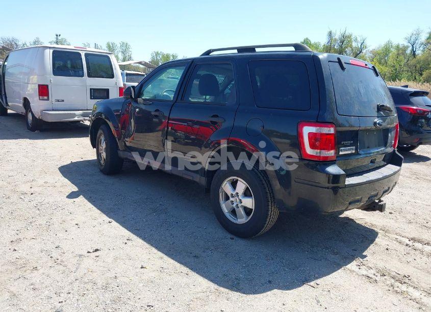 Photo 3 of 2011 Ford Escape XLT (VIN 1FMCU9DG8BKA57174)