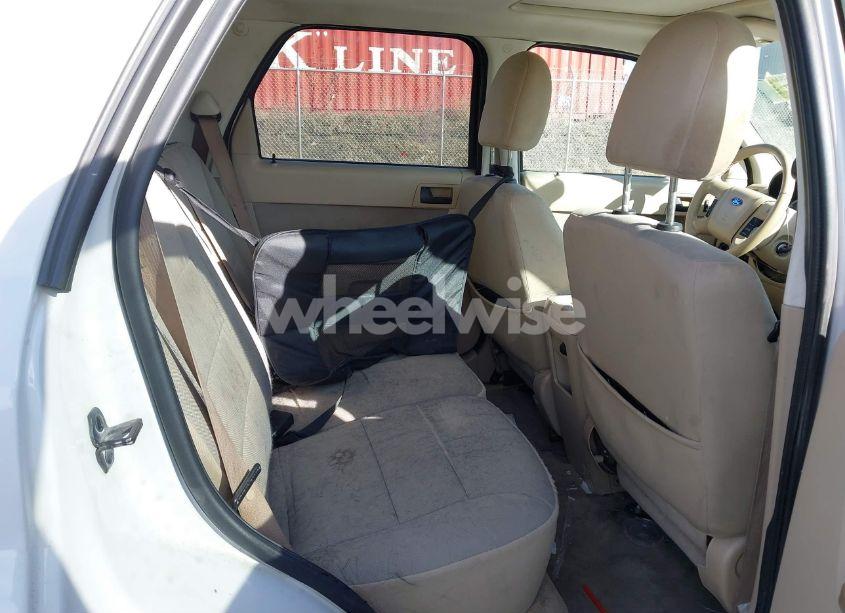 Photo 8 of 2011 Ford Escape XLT (VIN 1FMCU9DG8BKA81734)