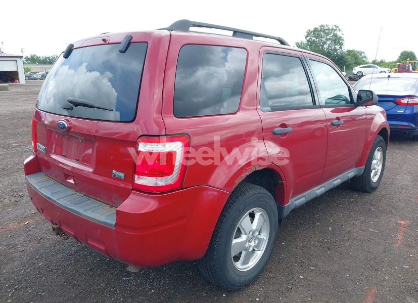 Photo 4 of 2011 Ford Escape XLT (VIN 1FMCU9DG8BKB21536)