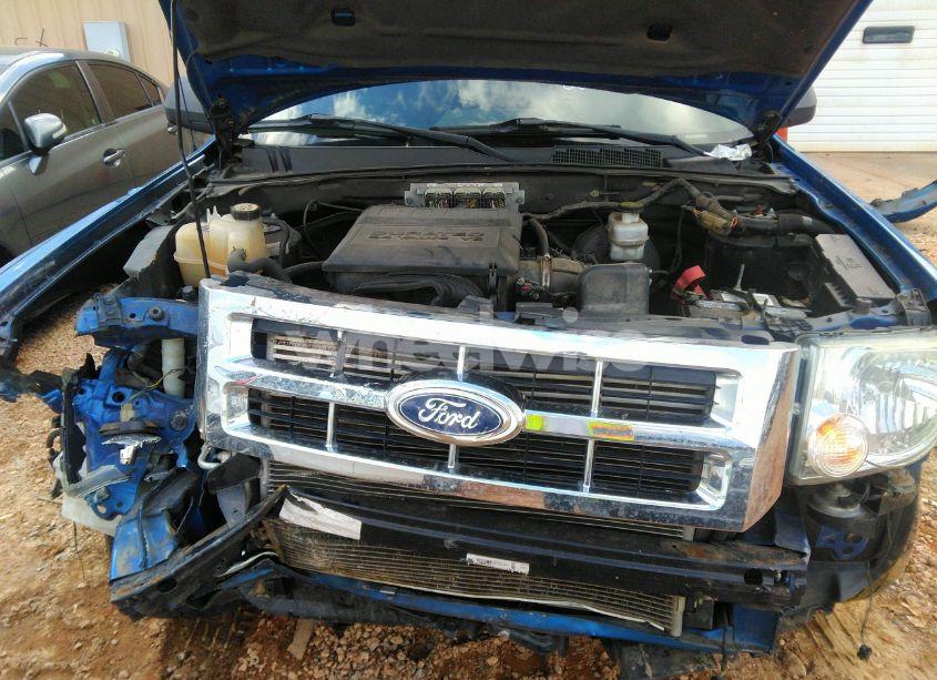 Photo 10 of 2011 Ford Escape XLT (VIN 1FMCU9DG8BKB22458)