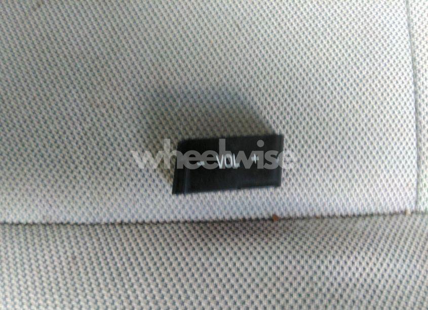 Photo 12 of 2011 Ford Escape XLT (VIN 1FMCU9DG8BKB22458)