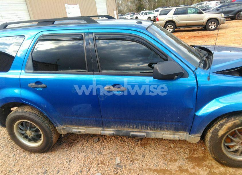 Photo 14 of 2011 Ford Escape XLT (VIN 1FMCU9DG8BKB22458)