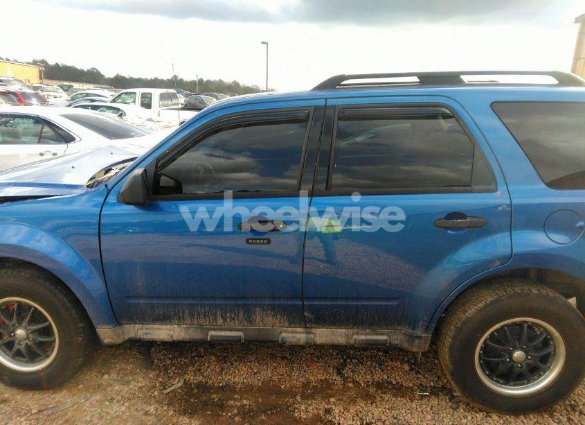 Photo 15 of 2011 Ford Escape XLT (VIN 1FMCU9DG8BKB22458)