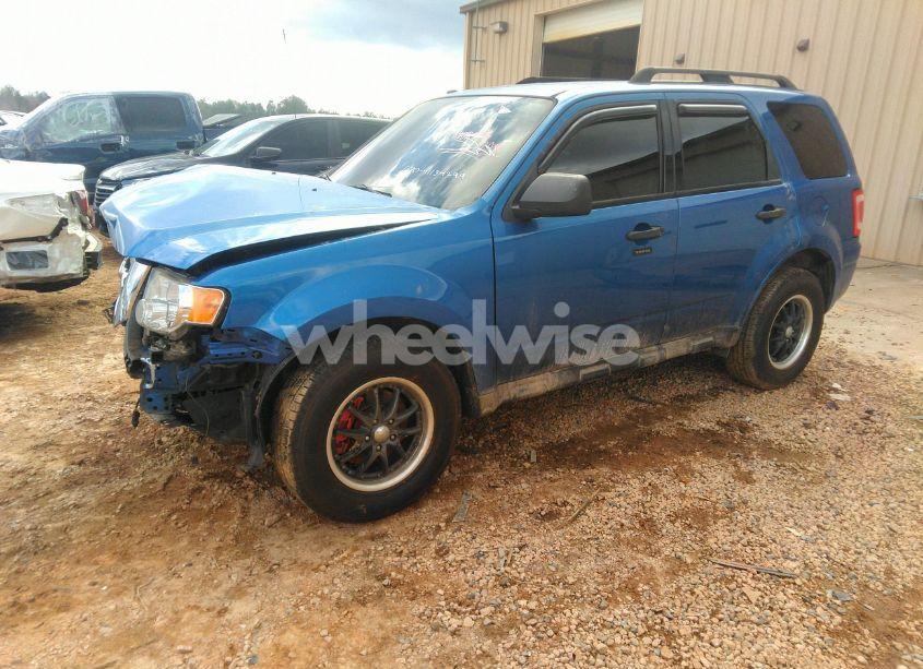 Photo 2 of 2011 Ford Escape XLT (VIN 1FMCU9DG8BKB22458)