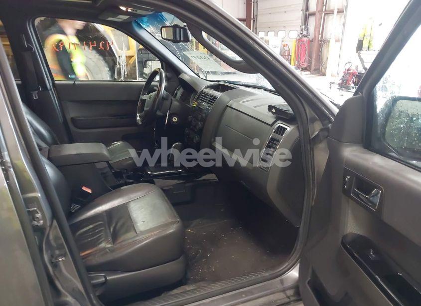 Photo 5 of 2012 Ford Escape XLT (VIN 1FMCU9DG8CKC51396)