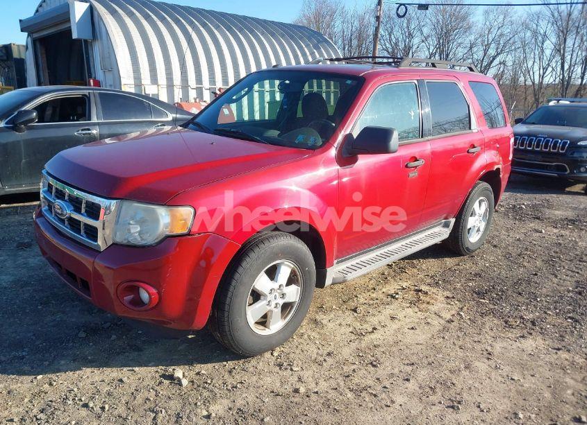 Photo 2 of 2010 Ford Escape XLT (VIN 1FMCU9DG9AKA87993)