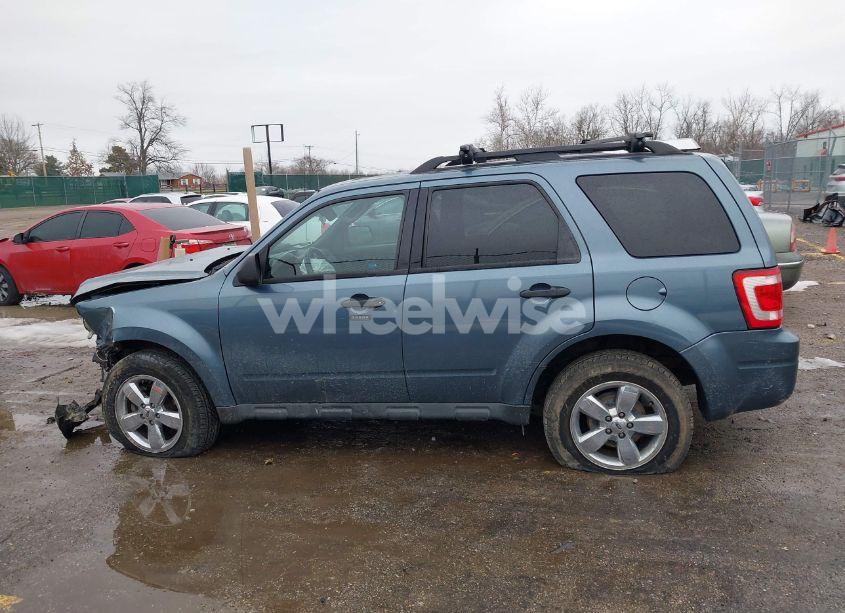 Photo 14 of 2010 Ford Escape XLT (VIN 1FMCU9DG9AKB43141)