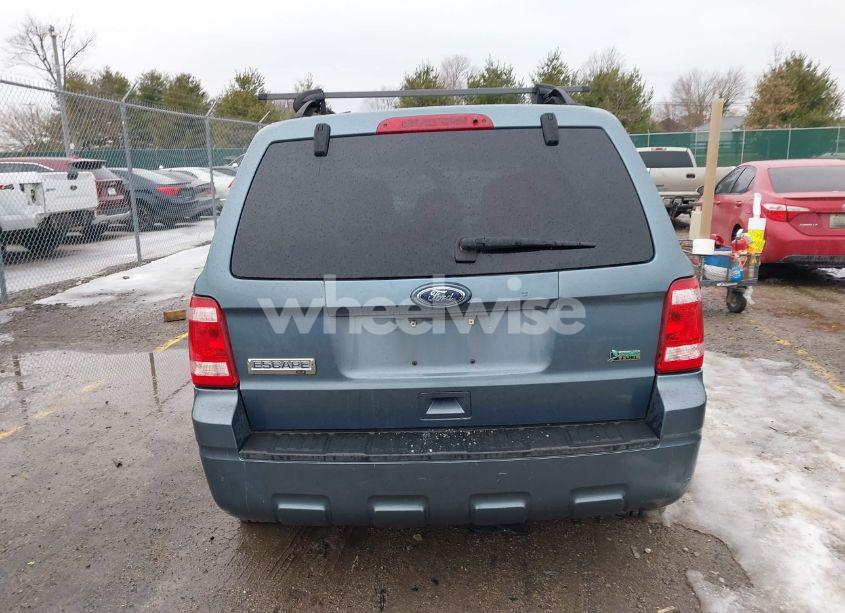 Photo 16 of 2010 Ford Escape XLT (VIN 1FMCU9DG9AKB43141)