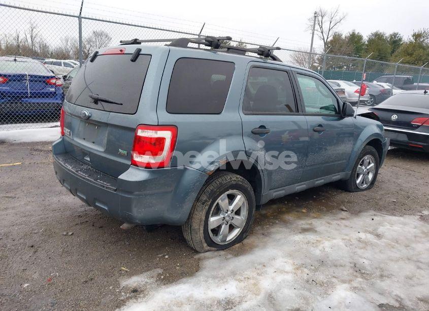 Photo 4 of 2010 Ford Escape XLT (VIN 1FMCU9DG9AKB43141)