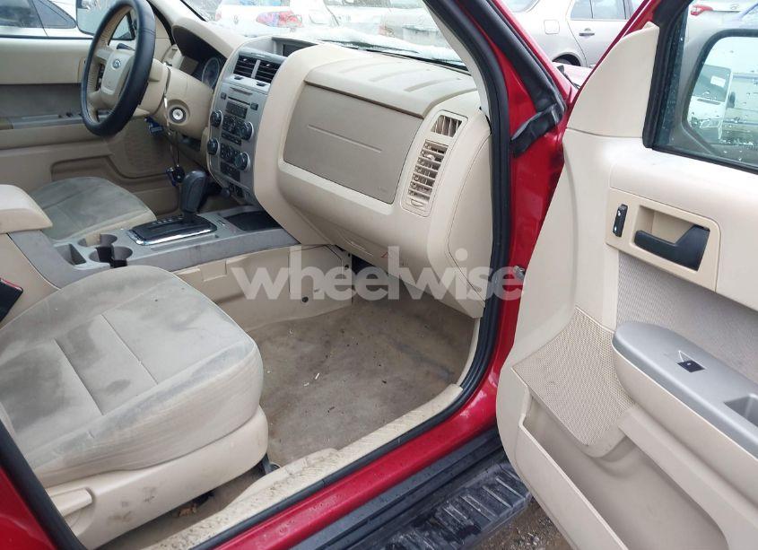 Photo 5 of 2010 Ford Escape XLT (VIN 1FMCU9DG9AKD24241)