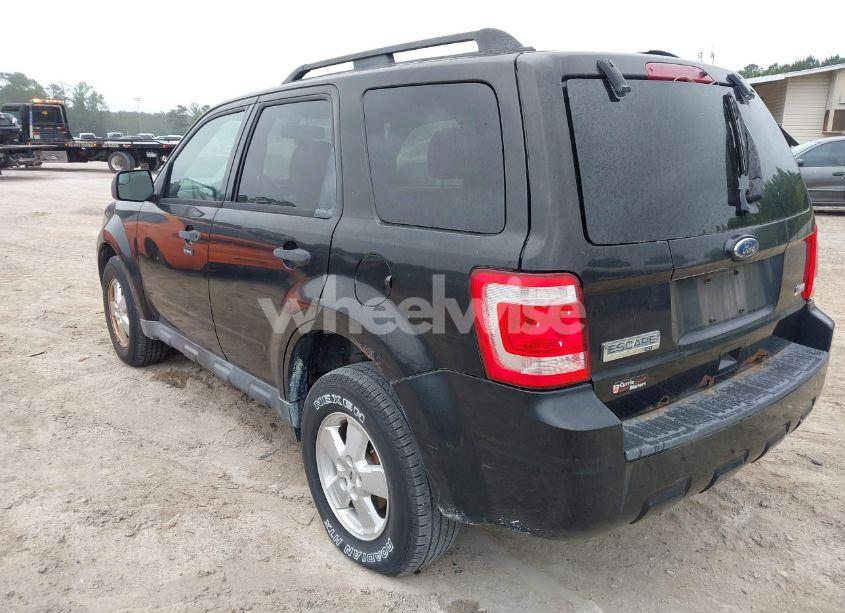 Photo 3 of 2011 Ford Escape XLT (VIN 1FMCU9DG9BKA05214)