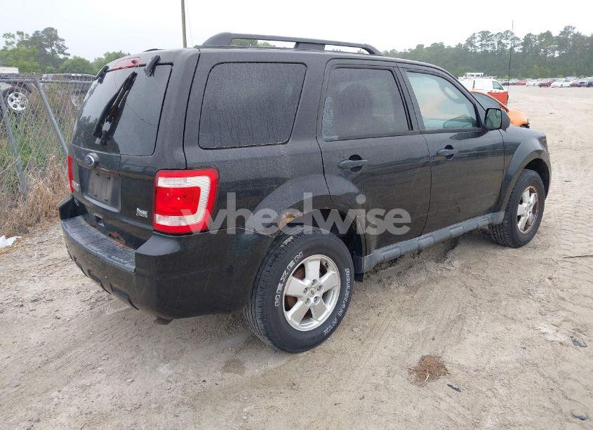 Photo 4 of 2011 Ford Escape XLT (VIN 1FMCU9DG9BKA05214)