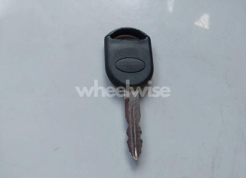 Photo 11 of 2011 Ford Escape XLT (VIN 1FMCU9DG9BKA08582)