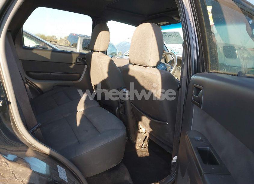 Photo 8 of 2011 Ford Escape XLT (VIN 1FMCU9DG9BKA08582)