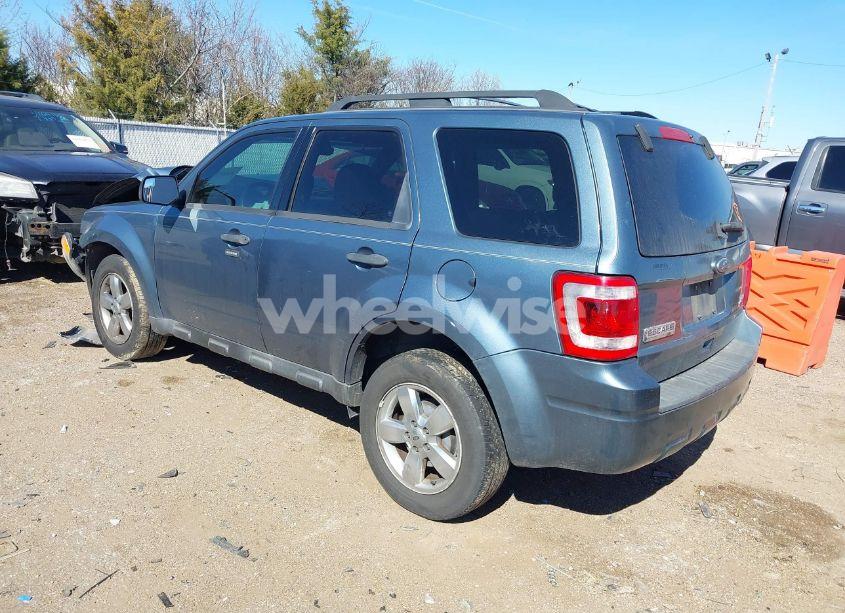 Photo 3 of 2011 Ford Escape XLT (VIN 1FMCU9DG9BKA24894)