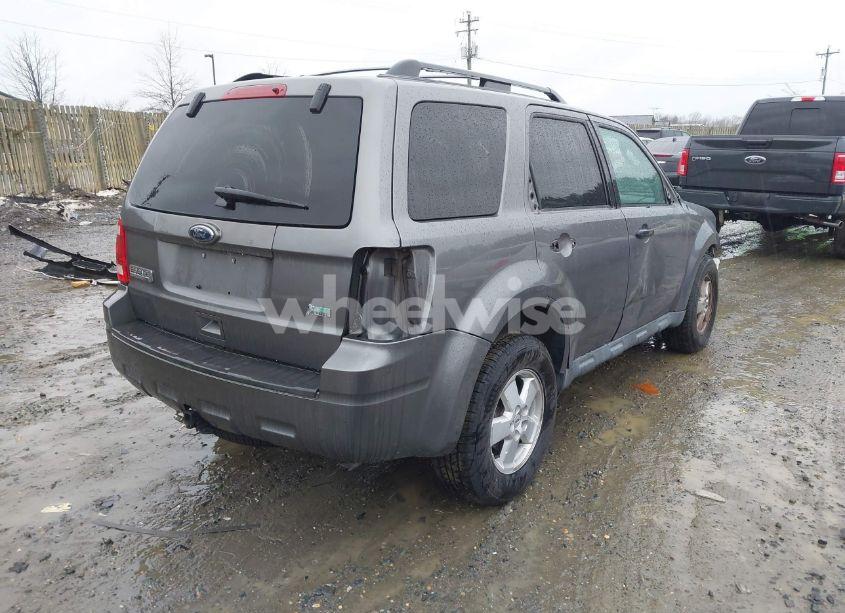 Photo 4 of 2011 Ford Escape XLT (VIN 1FMCU9DG9BKA46779)