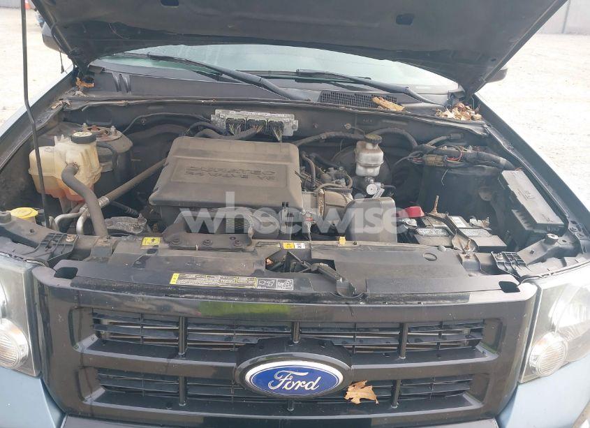 Photo 10 of 2011 Ford Escape XLT (VIN 1FMCU9DG9BKC38929)