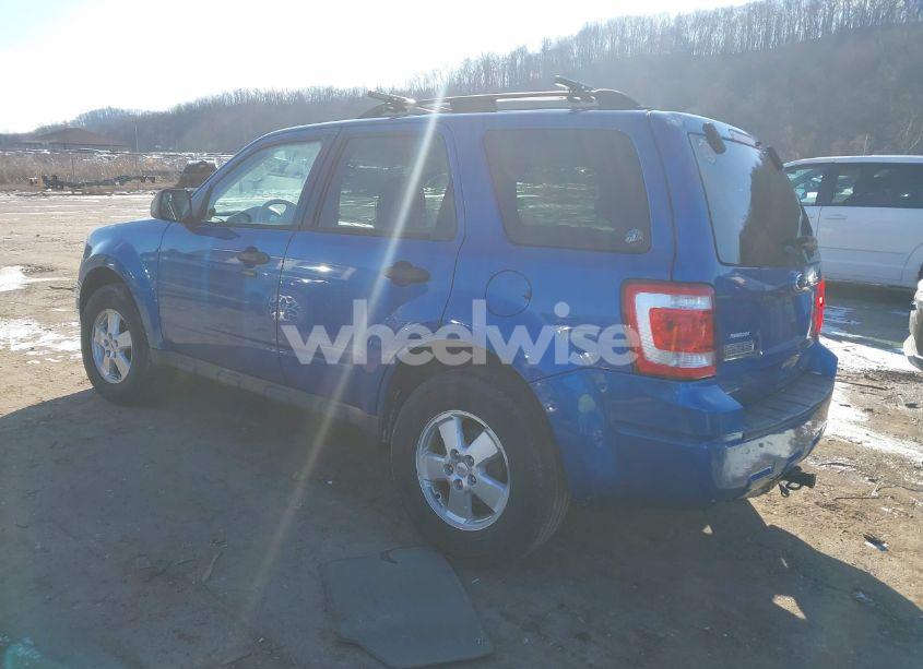 Photo 3 of 2012 Ford Escape XLT (VIN 1FMCU9DG9CKA05117)