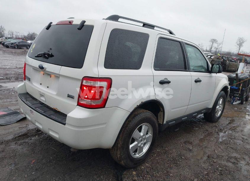 Photo 4 of 2012 Ford Escape XLT (VIN 1FMCU9DG9CKA48632)