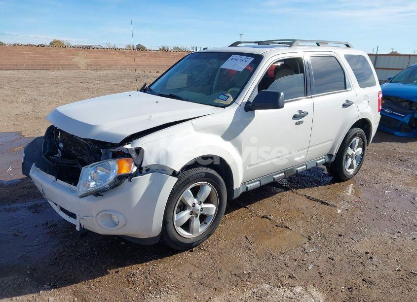 Photo 2 of 2012 Ford Escape XLT (VIN 1FMCU9DG9CKB53512)