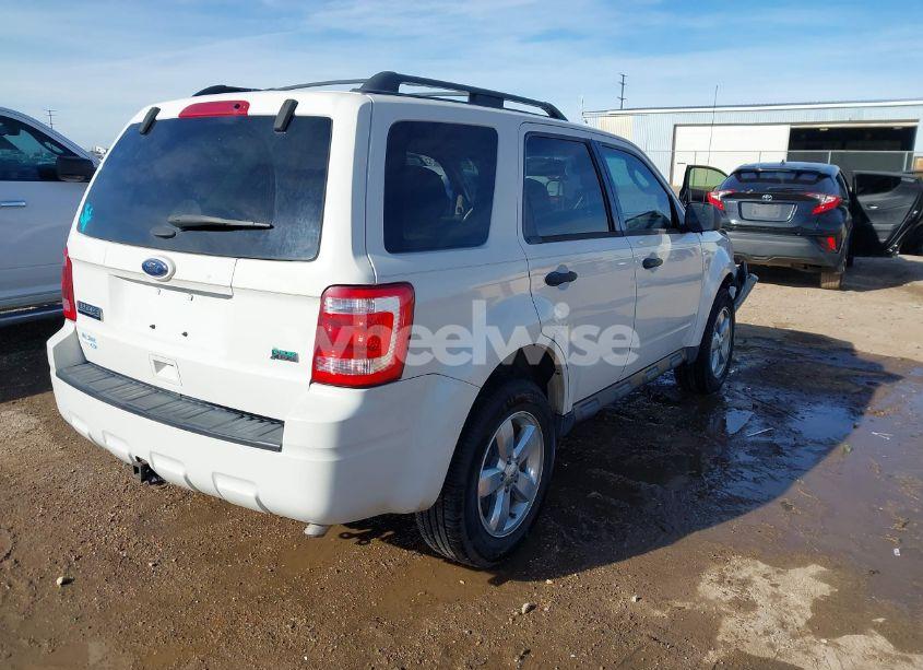 Photo 4 of 2012 Ford Escape XLT (VIN 1FMCU9DG9CKB53512)