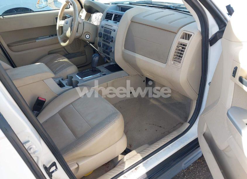 Photo 5 of 2012 Ford Escape XLT (VIN 1FMCU9DG9CKB53512)