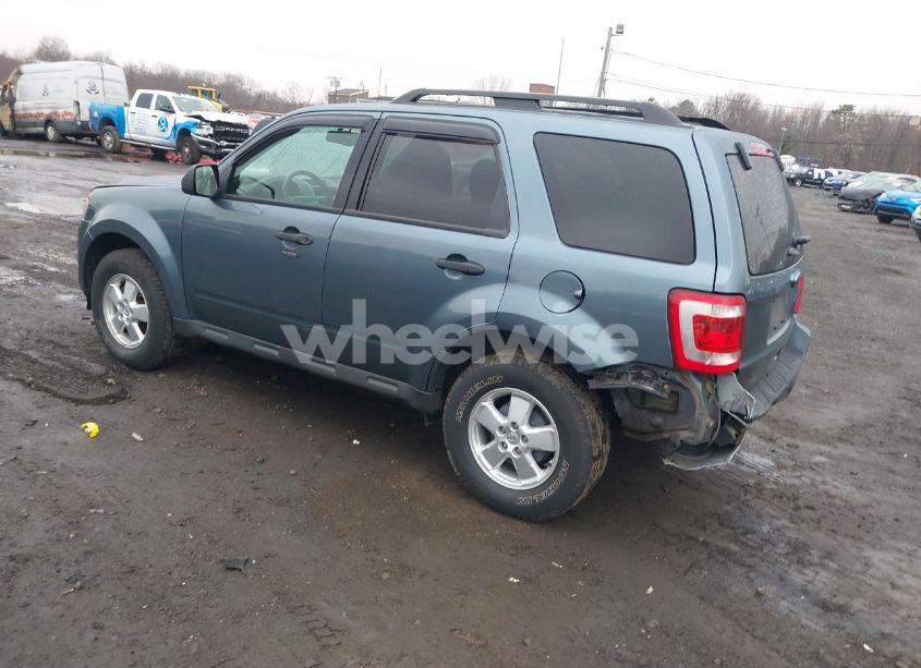 Photo 3 of 2012 Ford Escape XLT (VIN 1FMCU9DG9CKB61111)