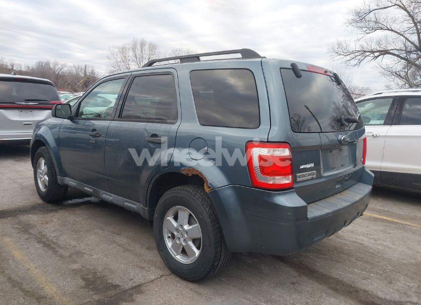 Photo 3 of 2010 Ford Escape XLT (VIN 1FMCU9DGXAKA92894)