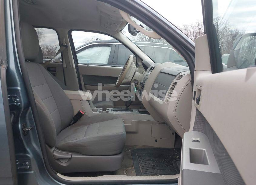 Photo 5 of 2010 Ford Escape XLT (VIN 1FMCU9DGXAKA92894)