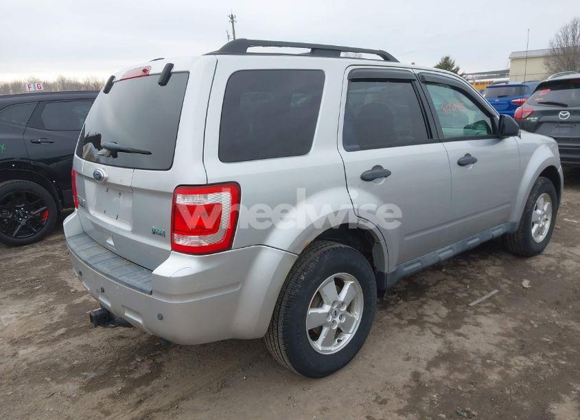 Photo 4 of 2010 Ford Escape XLT (VIN 1FMCU9DGXAKB22332)