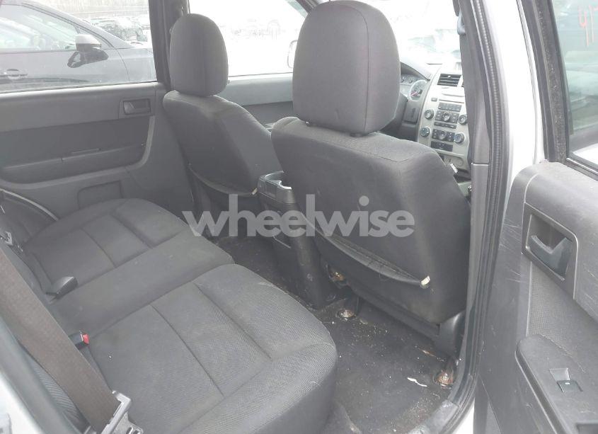 Photo 8 of 2010 Ford Escape XLT (VIN 1FMCU9DGXAKB22332)