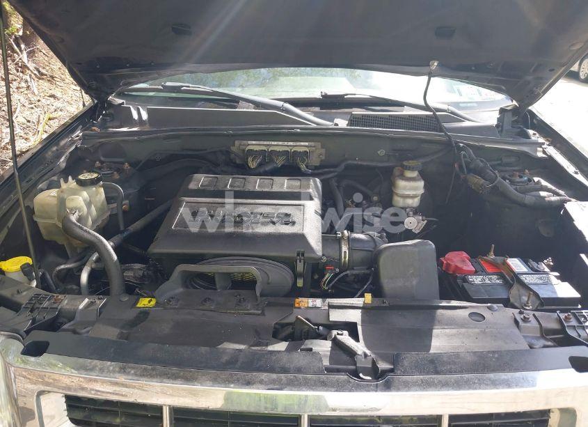 Photo 10 of 2010 Ford Escape XLT (VIN 1FMCU9DGXAKD25432)