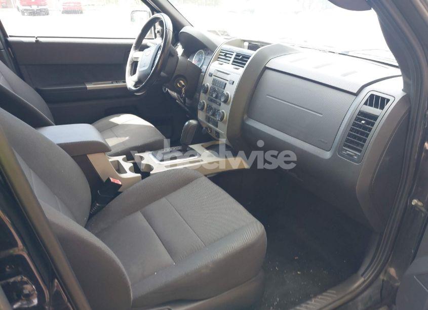 Photo 5 of 2010 Ford Escape XLT (VIN 1FMCU9DGXAKD25432)