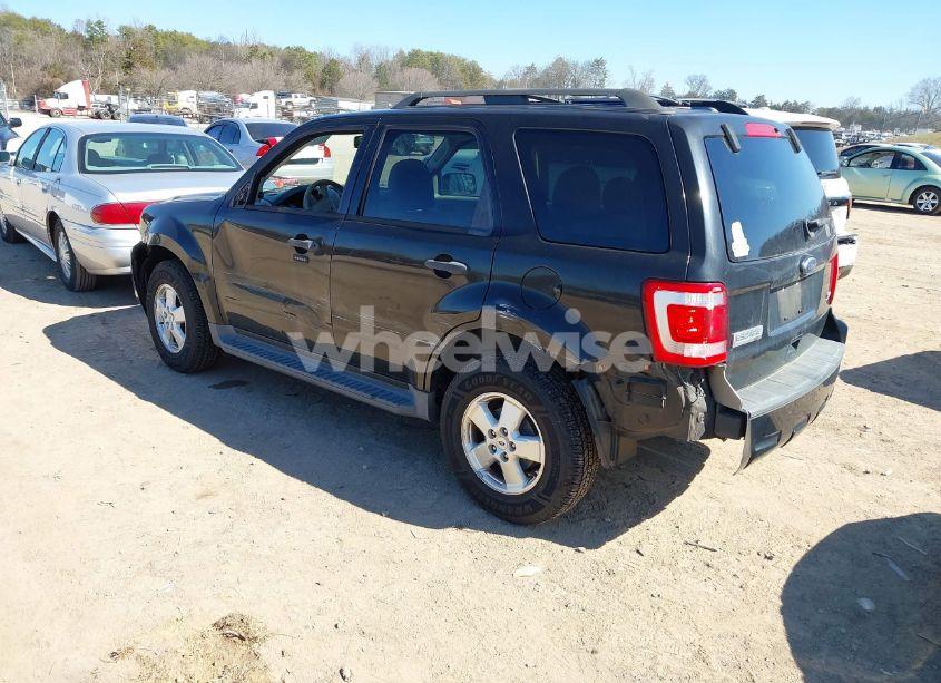 Photo 3 of 2011 Ford Escape XLT (VIN 1FMCU9DGXBKA60237)