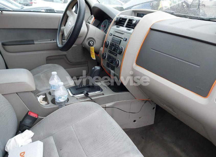 Photo 5 of 2011 Ford Escape XLT (VIN 1FMCU9DGXBKA96459)