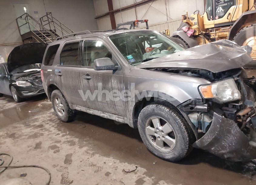 Photo 13 of 2011 Ford Escape XLT (VIN 1FMCU9DGXBKB88283)