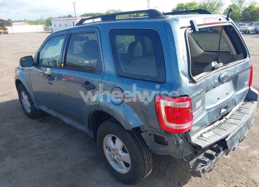 Photo 3 of 2011 Ford Escape XLT (VIN 1FMCU9DGXBKC36400)