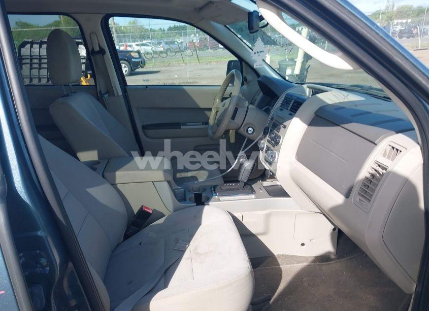 Photo 5 of 2011 Ford Escape XLT (VIN 1FMCU9DGXBKC36400)