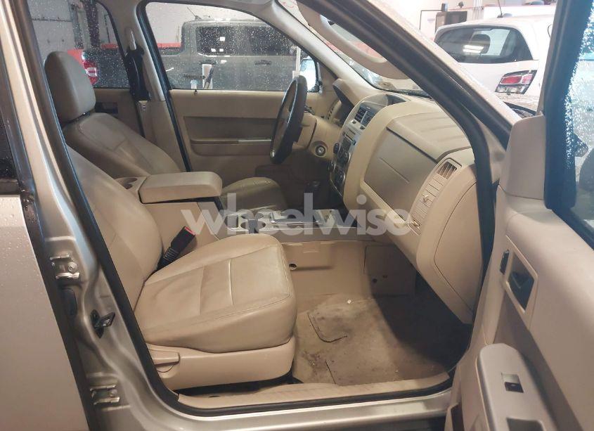 Photo 5 of 2011 Ford Escape XLT (VIN 1FMCU9DGXBKC59904)