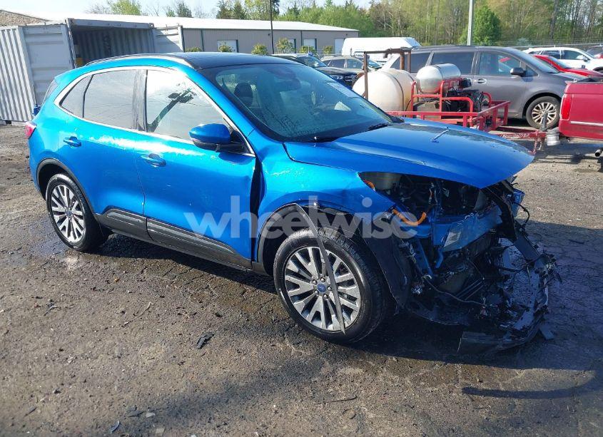 2020 Ford Escape TITANIUM HYBRID (VIN 1FMCU9DZ1LUB59214) main photo