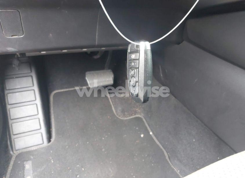 Photo 11 of 2022 Ford Escape TITANIUM HYBRID (VIN 1FMCU9DZ3NUA05090)