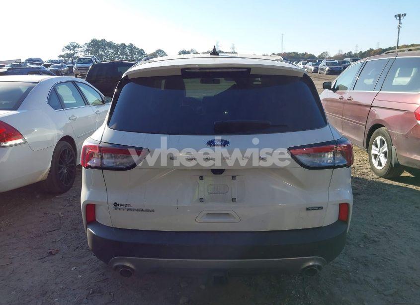 Photo 16 of 2022 Ford Escape TITANIUM HYBRID (VIN 1FMCU9DZ3NUA05090)