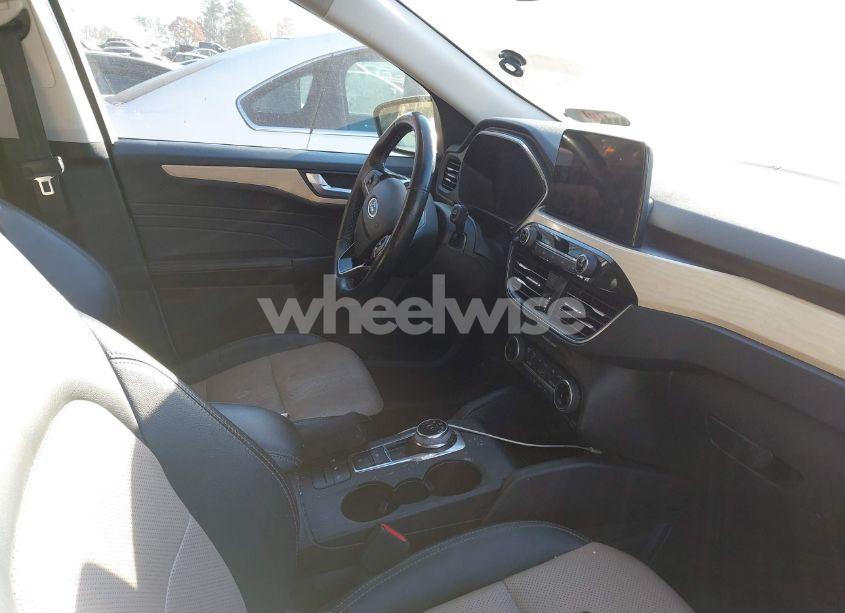 Photo 5 of 2022 Ford Escape TITANIUM HYBRID (VIN 1FMCU9DZ3NUA05090)