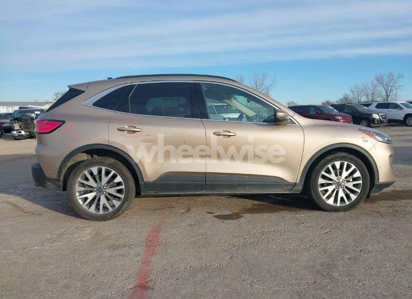 Photo 14 of 2020 Ford Escape TITANIUM HYBRID (VIN 1FMCU9DZ8LUB97958)