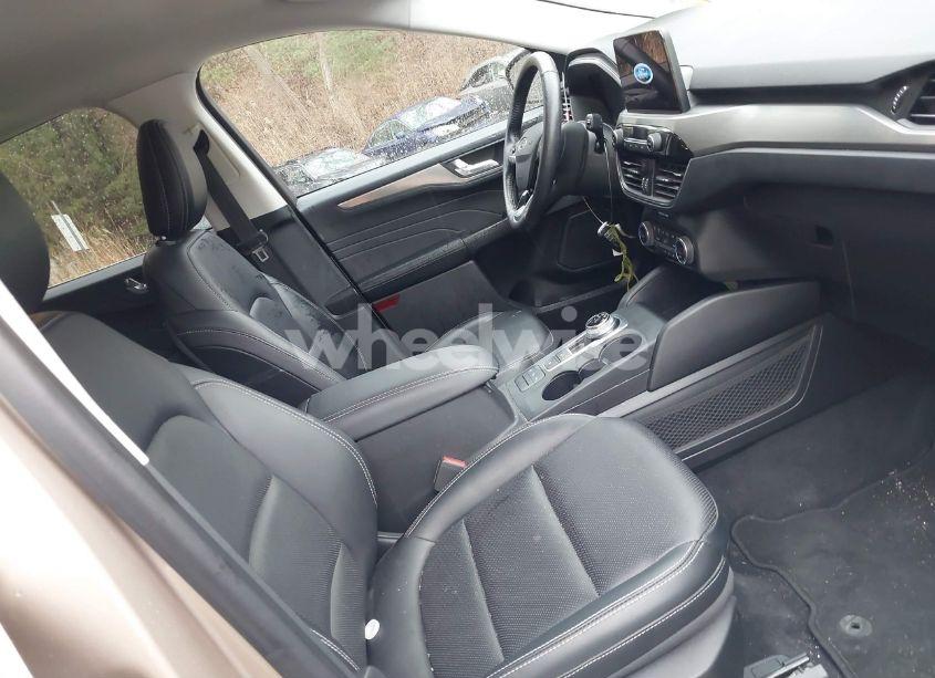 Photo 5 of 2021 Ford Escape TITANIUM HYBRID (VIN 1FMCU9DZXMUA66161)